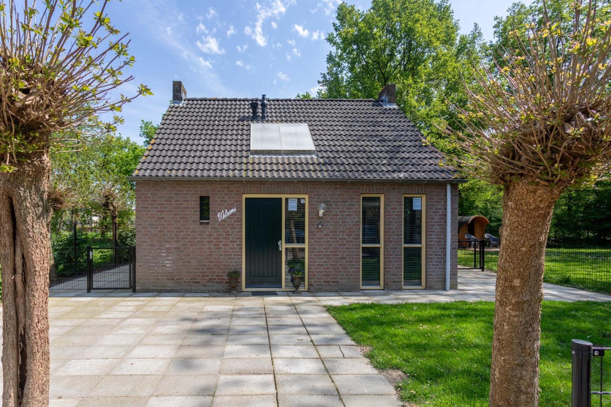 La Casa Pacha Mama Sauna En Hottub Holiday home Ewijk